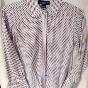 Jones New York ladies blouse size petite medium